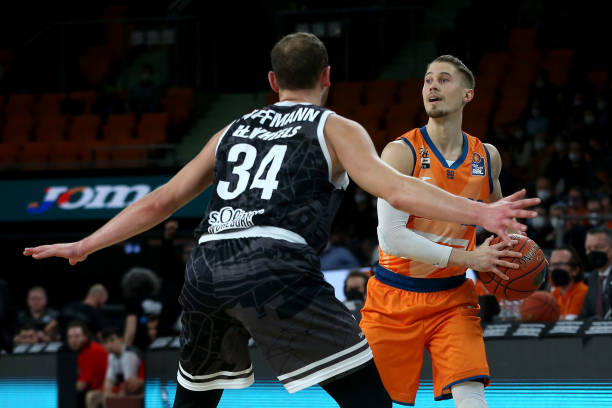 他认为字母 他认为字母